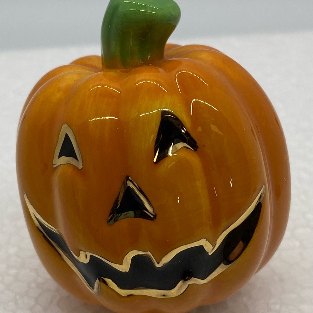Nora Fleming Jack-o-Lantern Mini A216 Pumpkin with  Gold Trim ~ Platter Charm